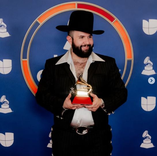 CARIN LEON EN LA MATANZa 2