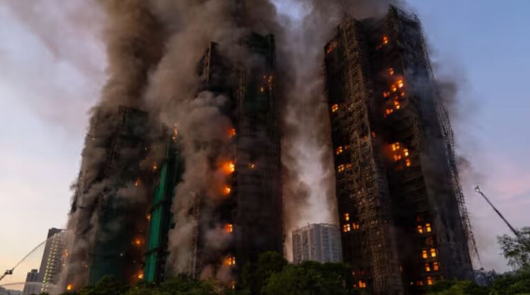 INCENDIO EN HONG KONG