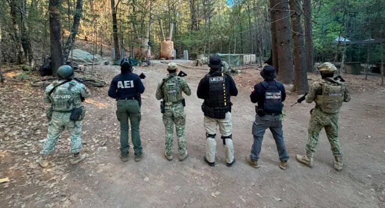 FGR interroga a militares por resguardo de narcolaboratorio vinculado a agentes de CIA en Chihuahua