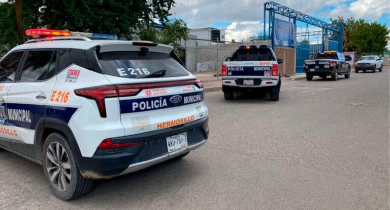 Detienen a mujer por amenazar con cuchillo a su expareja en Hermosillo