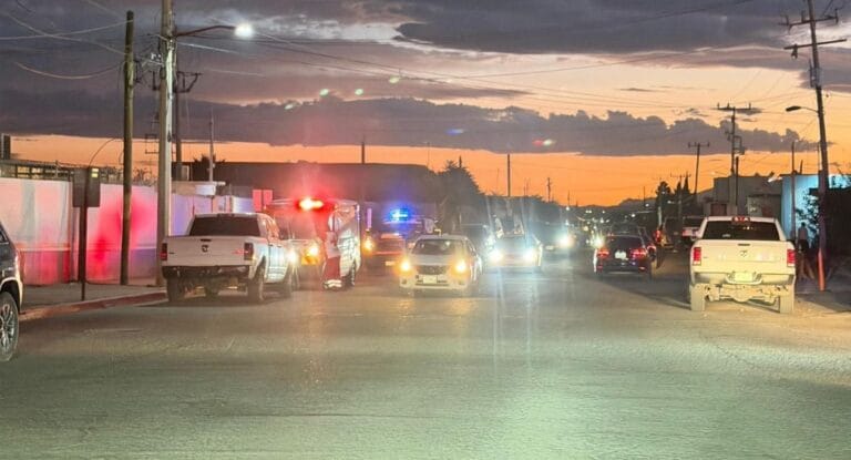 Hallan hombre sin vida en baño de Aduana en Agua Prieta, Sonora