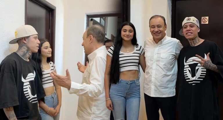 Durazo invita a Santa Fe Klan y Camila Zamorano a visitar el mirador de San Carlos