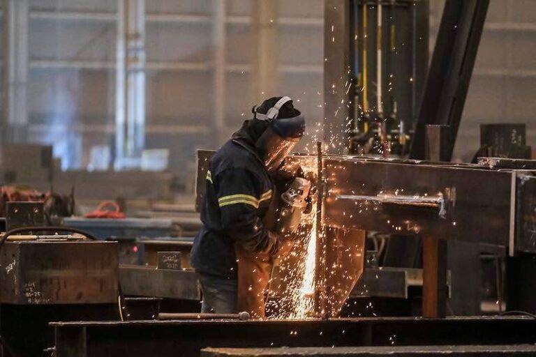 Hermosillo lidera la creación de empleos en México y concentra 66% de nuevos puestos en Sonora Hermosillo lidera la creación de empleos en México y concentra 66% de nuevos puestos en Sonora