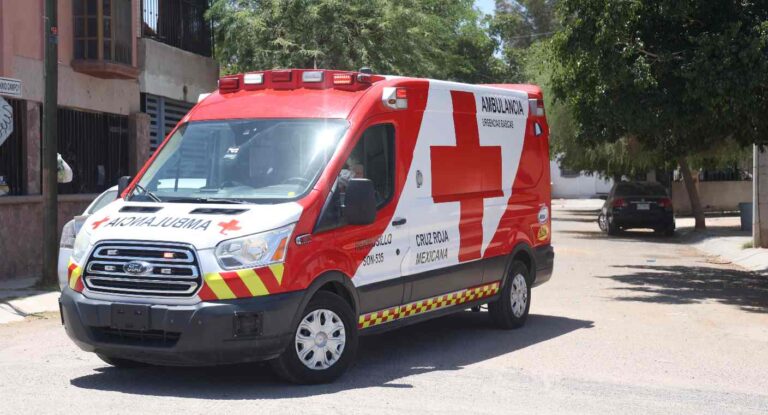 Adulto mayor sufre lesiones tras caída en el baño de su casa en Hermosillo Adulto mayor sufre lesiones tras caída en el baño de su casa en Hermosillo
