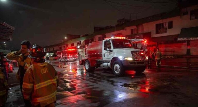 Evacúan a 300 trabajadores por conato de incendio en cocina de empresa en Zona Industrial Sur de Hermosillo Evacúan a 300 trabajadores por conato de incendio en cocina de empresa en Zona Industrial Sur de Hermosillo