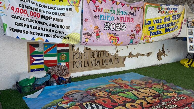 Integrantes de Covafam enfrentan demandas mientras piden espacios para estancias infantiles