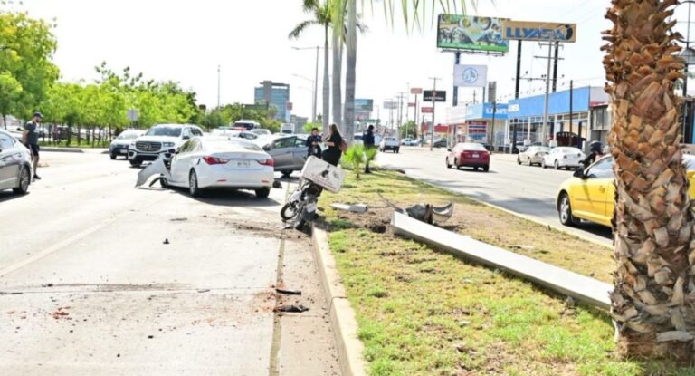 Motociclista pierde la vida tras choque múltiple en el poniente de Hermosillo Motociclista pierde la vida tras choque múltiple en el poniente de Hermosillo