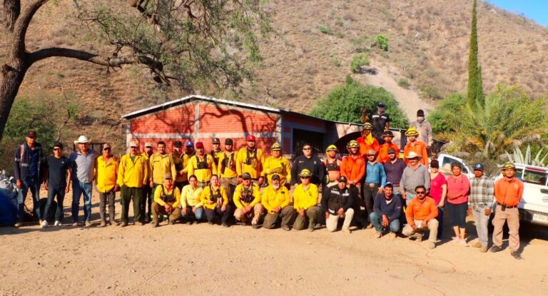 Incendio forestal en Arivechi controlado tras afectar más de 2 mil hectáreas Incendio forestal en Arivechi controlado tras afectar más de 2 mil hectáreas