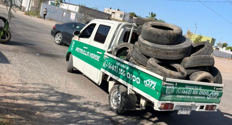 Ayuntamiento retira casi 600 llantas en Urbi Villa del Prado, Hermosillo