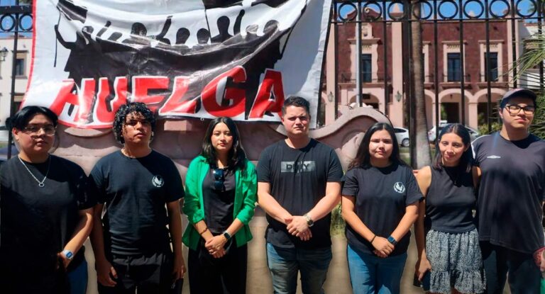 Huelga de STAUS afecta a 1,200 estudiantes de Unison por suspensión de cursos de verano