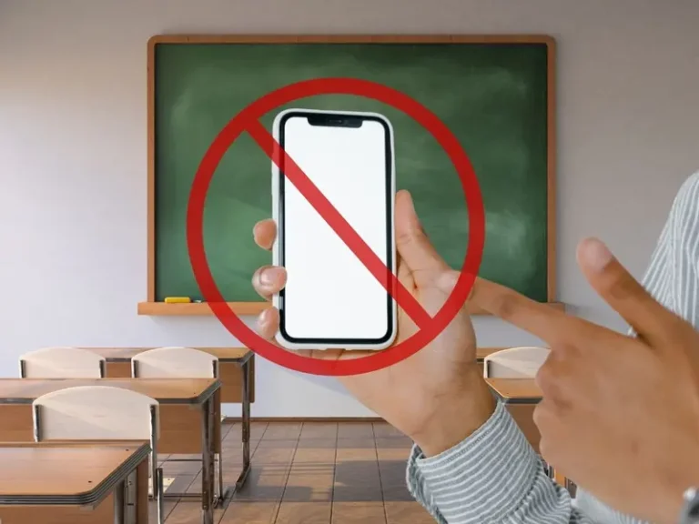 Debate sobre el uso de dispositivos en escuelas básicas en México Debate sobre el uso de dispositivos en escuelas básicas en México