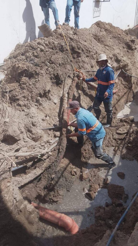 Reportan aumento de fugas de agua en Hermosillo
