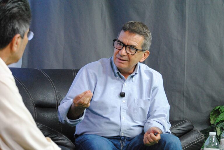 Norberto Barraza anuncia candidatura a la alcaldía de Hermosillo y presenta plan de administración urbana Norberto Barraza anuncia candidatura a la alcaldía de Hermosillo y presenta plan de administración urbana