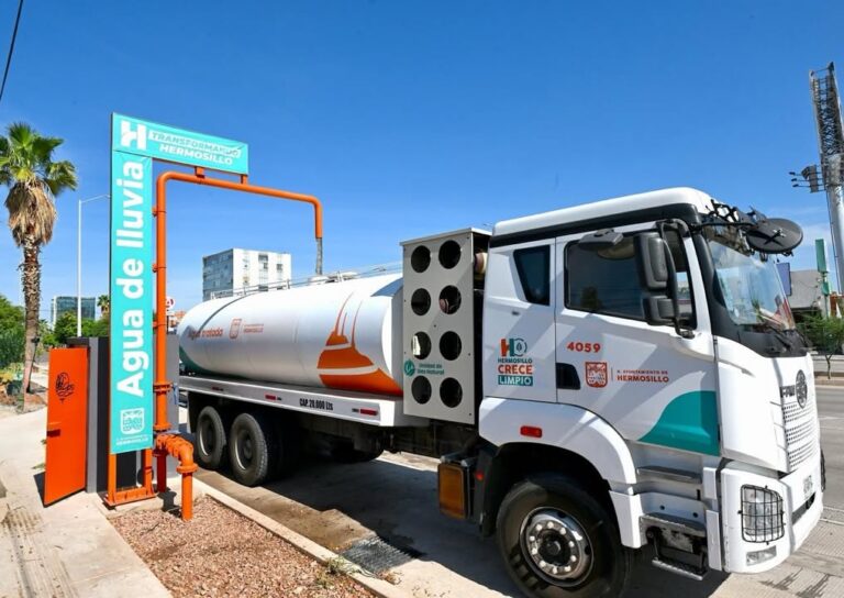 Paso a desnivel de Colosio y Solidaridad en Hermosillo aprovecha primera lluvia con sistema pluvial Paso a desnivel de Colosio y Solidaridad en Hermosillo aprovecha primera lluvia con sistema pluvial