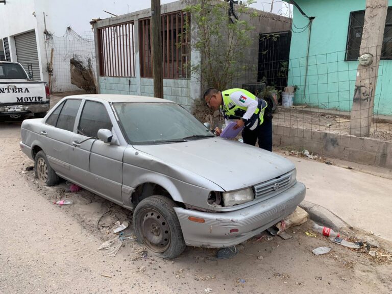 Retirarán más de mil vehículos abandonados en Hermosillo para liberar espacios públicos Retirarán más de mil vehículos abandonados en Hermosillo para liberar espacios públicos