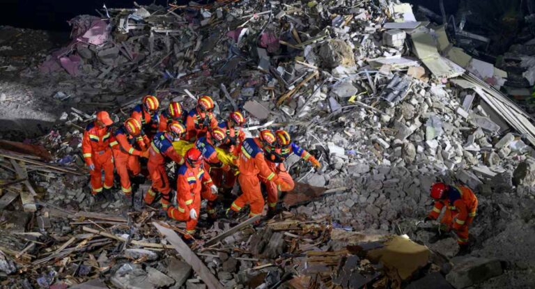 México expresa condolencias a China tras deslave que causó ocho muertos México expresa condolencias a China tras deslave que causó ocho muertos