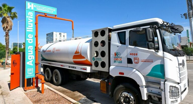 Hermosillo aprovecha agua de lluvia en paso a desnivel de Colosio y Solidaridad Hermosillo aprovecha agua de lluvia en paso a desnivel de Colosio y Solidaridad