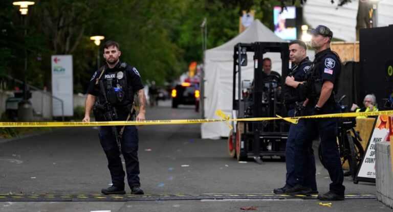 Migrante mexicano fallece en tiroteo en Seattle; autoridades buscan al agresor