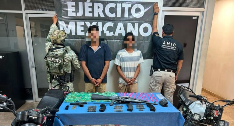 Ejército y Fiscalía aseguran armas, droga y detienen a dos en operativo en Cajeme Ejército y Fiscalía aseguran armas, droga y detienen a dos en operativo en Cajeme