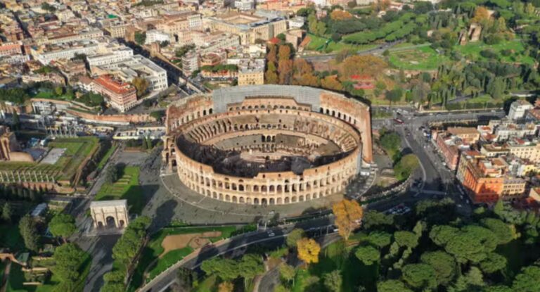 Roma convierte cines y bibliotecas en refugios contra el calor extremo