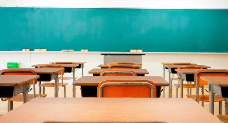 Estudiante admite acusación falsa contra profesor tras reprobar materia en Sinaloa Estudiante admite acusación falsa contra profesor tras reprobar materia en Sinaloa