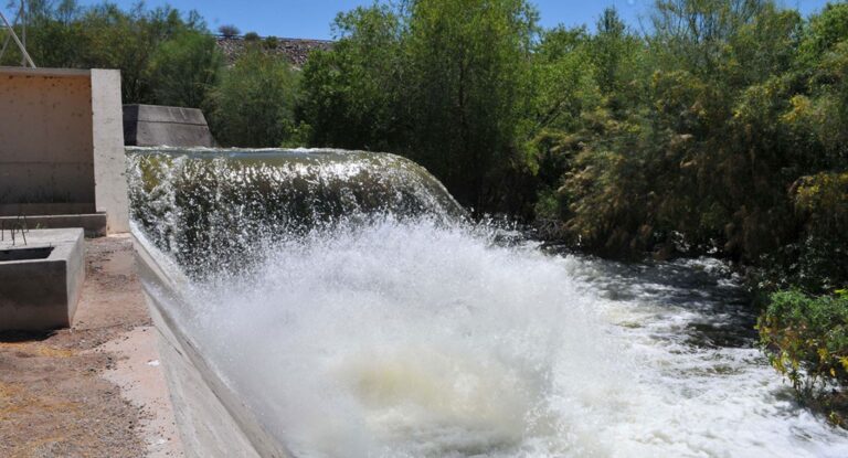 Intermitencias en el suministro de agua en Hermosillo por turbiedad en presa El Molinito