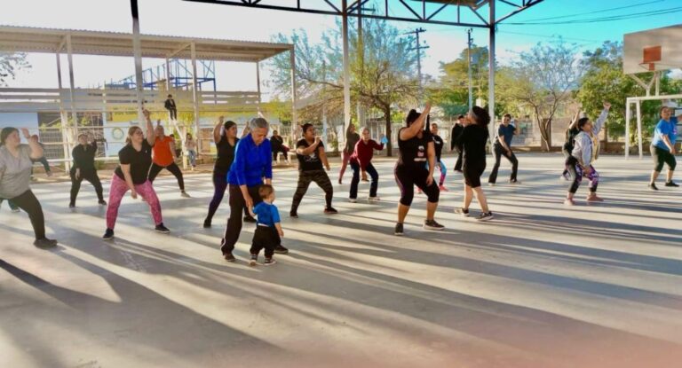 Más de 1300 personas finalizan cursos gratuitos en los Centros Comunitarios de Hermosillo