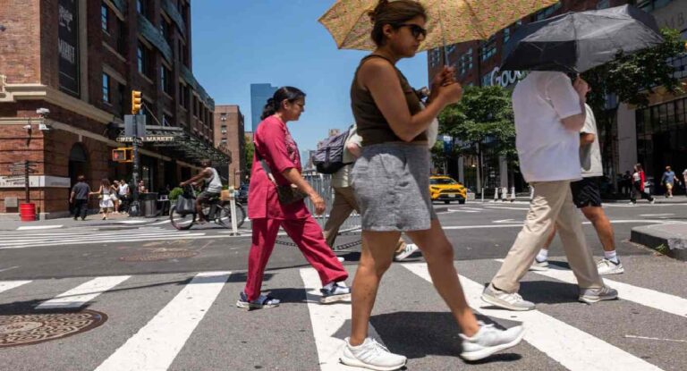 Nueva York registra hasta 46°C en ola de calor en Estados Unidos Nueva York registra hasta 46°C en ola de calor en Estados Unidos