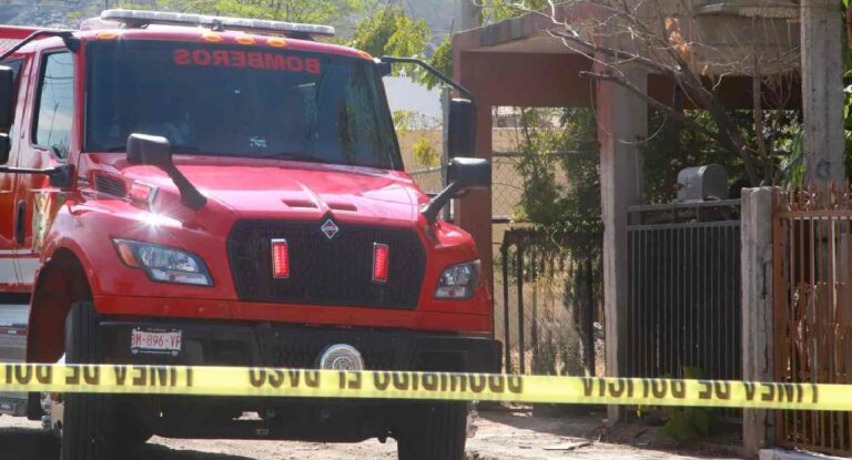 Adulto mayor fallece en incendio de vivienda en Hermosillo; vecinos intentaron auxiliarlo Adulto mayor fallece en incendio de vivienda en Hermosillo; vecinos intentaron auxiliarlo