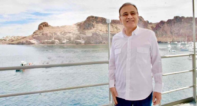 Gobernador Durazo impulsa ampliación del arrecife artificial en San Carlos, Sonora Gobernador Durazo impulsa ampliación del arrecife artificial en San Carlos, Sonora