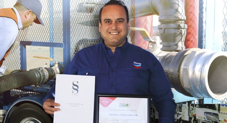 Chevron presenta diésel ultra limpio que reduce hasta 95% de partículas contaminantes en Hermosillo Chevron presenta diésel ultra limpio que reduce hasta 95% de partículas contaminantes en Hermosillo
