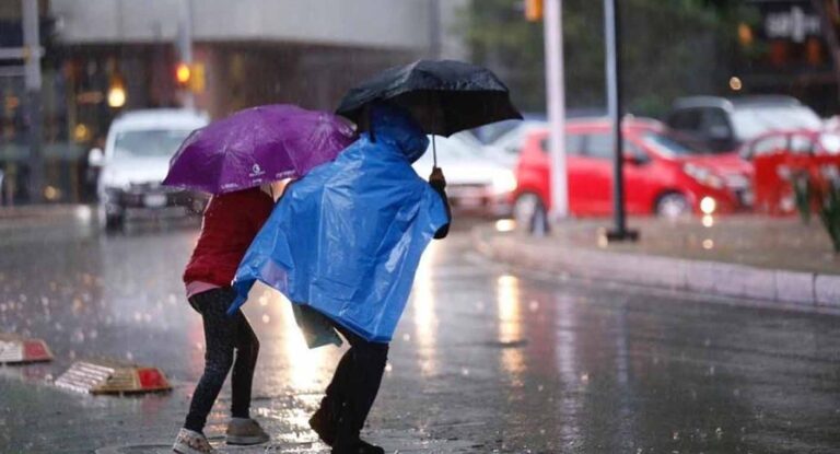 Huracán Genevieve alcanza categoría 1 y provoca lluvias en varios estados