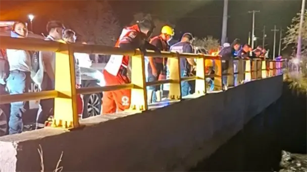 Continúa la búsqueda de hombre arrastrado por la corriente en canal de Hermosillo Continúa la búsqueda de hombre arrastrado por la corriente en canal de Hermosillo