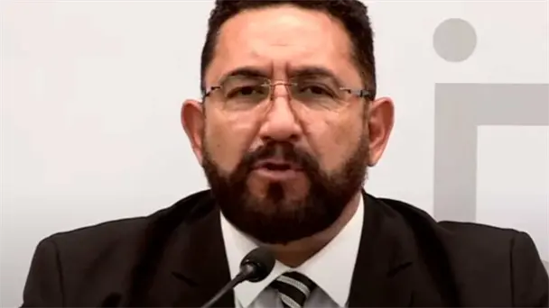 Ulises Lara presenta su renuncia a la Fiscalía General de la República Ulises Lara presenta su renuncia a la Fiscalía General de la República
