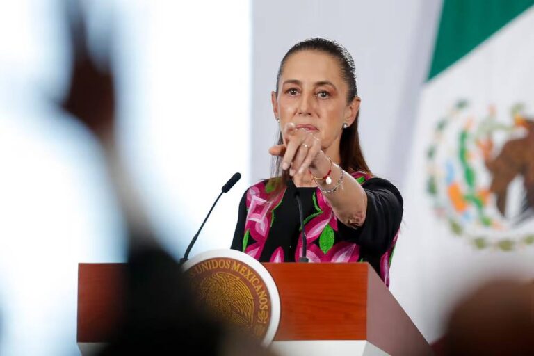 CRT anuncia lineamientos para proteger derechos de audiencias y regular medios digitales