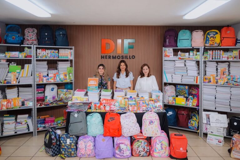 DIF Hermosillo recibe más de 5 mil 800 útiles escolares donados DIF Hermosillo recibe más de 5 mil 800 útiles escolares donados