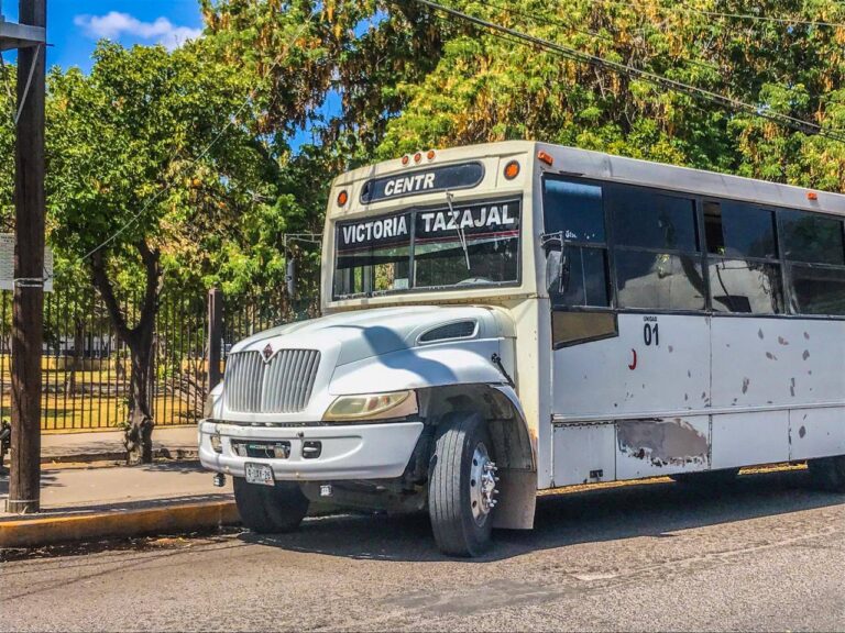 Usuarios reportan malas condiciones en transporte suburbano tras aumento de tarifa en Hermosillo Usuarios reportan malas condiciones en transporte suburbano tras aumento de tarifa en Hermosillo