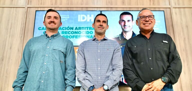 Capacitación gratuita para jóvenes árbitros en Hermosillo con César Arturo Ramos