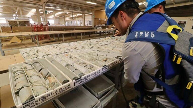 Suspensión de permisos para exploración minera amenaza la transición energética en México