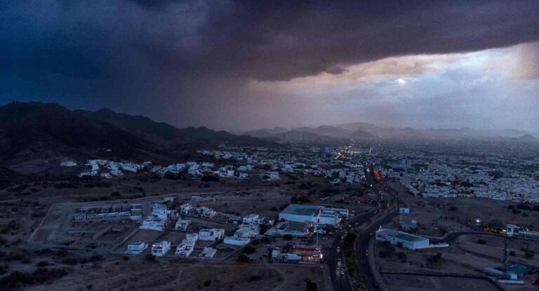 Pronóstico de tormentas en Hermosillo para la noche del 18 de agosto de 2026