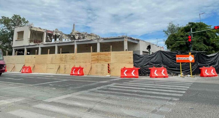 Avanza demolición del edificio de la antigua Procuraduría en Hermosillo Avanza demolición del edificio de la antigua Procuraduría en Hermosillo