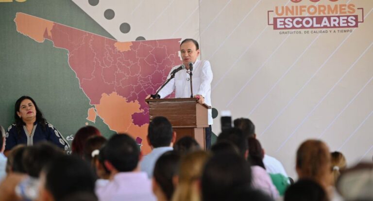 Gobierno de Sonora inicia entrega de más de 109 mil uniformes escolares en Hermosillo Gobierno de Sonora inicia entrega de más de 109 mil uniformes escolares en Hermosillo