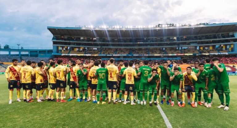Continúan protestas en Liga de Expansión MX por falta de ascenso y descenso Continúan protestas en Liga de Expansión MX por falta de ascenso y descenso
