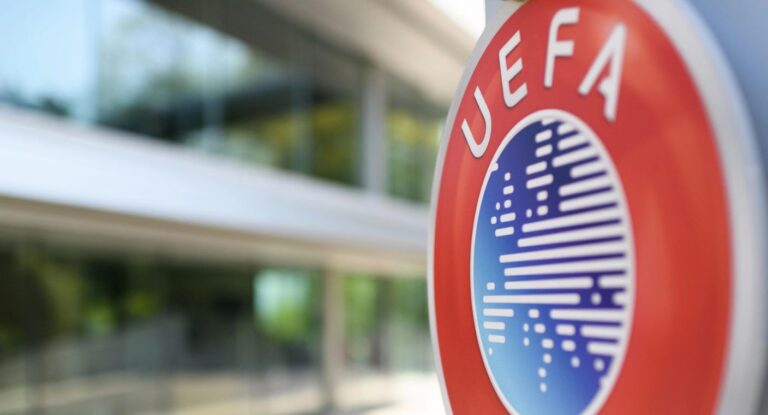 UEFA levanta boicot a competiciones FIFA tras garantías sobre privatización UEFA levanta boicot a competiciones FIFA tras garantías sobre privatización