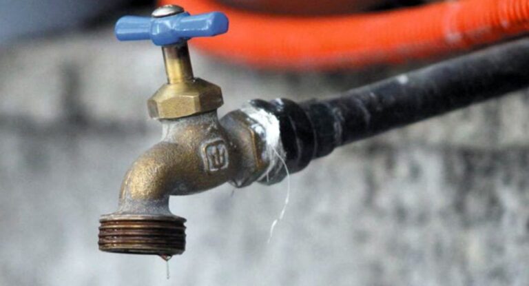 Fuertes vientos causan suspensión del suministro de agua en Hermosillo Fuertes vientos causan suspensión del suministro de agua en Hermosillo