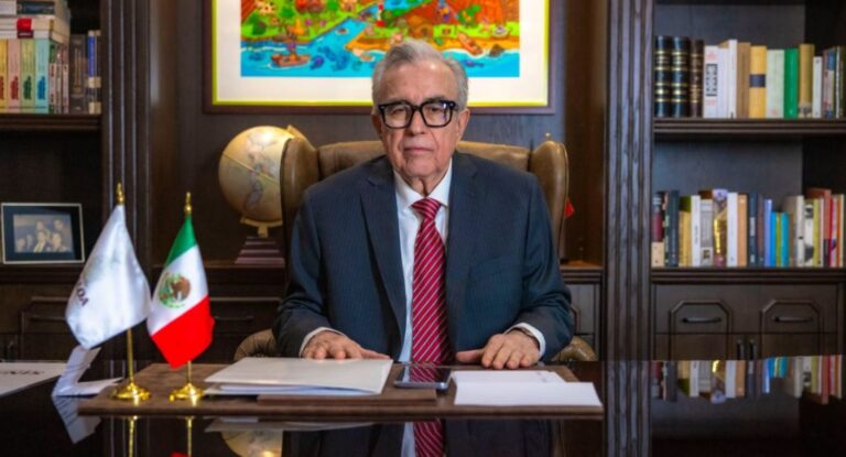 Congreso de Sinaloa aprueba licencia temporal de Rubén Rocha Moya Congreso de Sinaloa aprueba licencia temporal de Rubén Rocha Moya