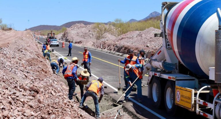 Autoridades avanzan en recuperación de infraestructura carretera tras lluvias en Sonora Autoridades avanzan en recuperación de infraestructura carretera tras lluvias en Sonora