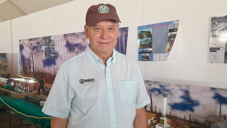 Julio Maquinay recrea la historia de Sonora con maquetas detalladas Julio Maquinay recrea la historia de Sonora con maquetas detalladas