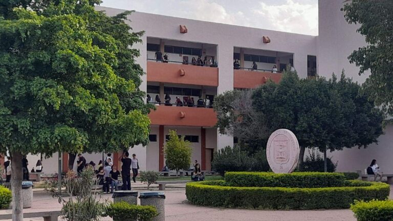 Universidad de Sonora inicia ciclo escolar 2026-2 con más de 40 mil estudiantes