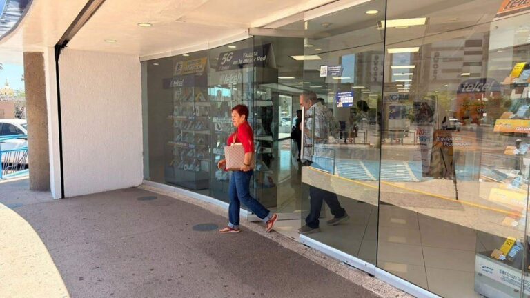 Incrementa 125% afluencia para registro de celulares en Hermosillo Incrementa 125% afluencia para registro de celulares en Hermosillo
